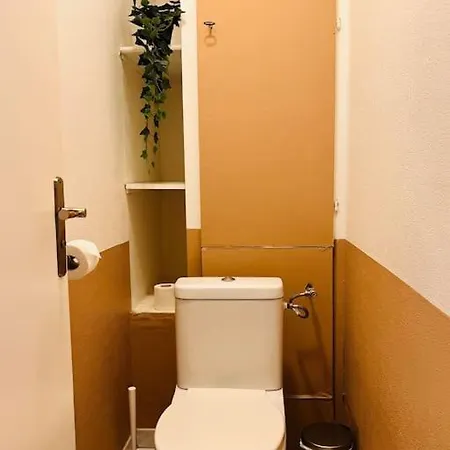 Apartment Lumineux, Calme, Parking & Tram